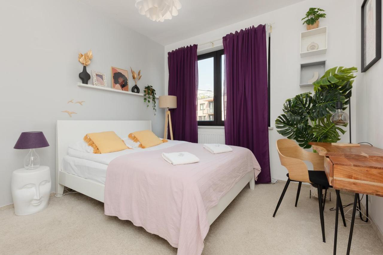 Apartment Symboliczna With Balcony & Parking By Renters Warsaw